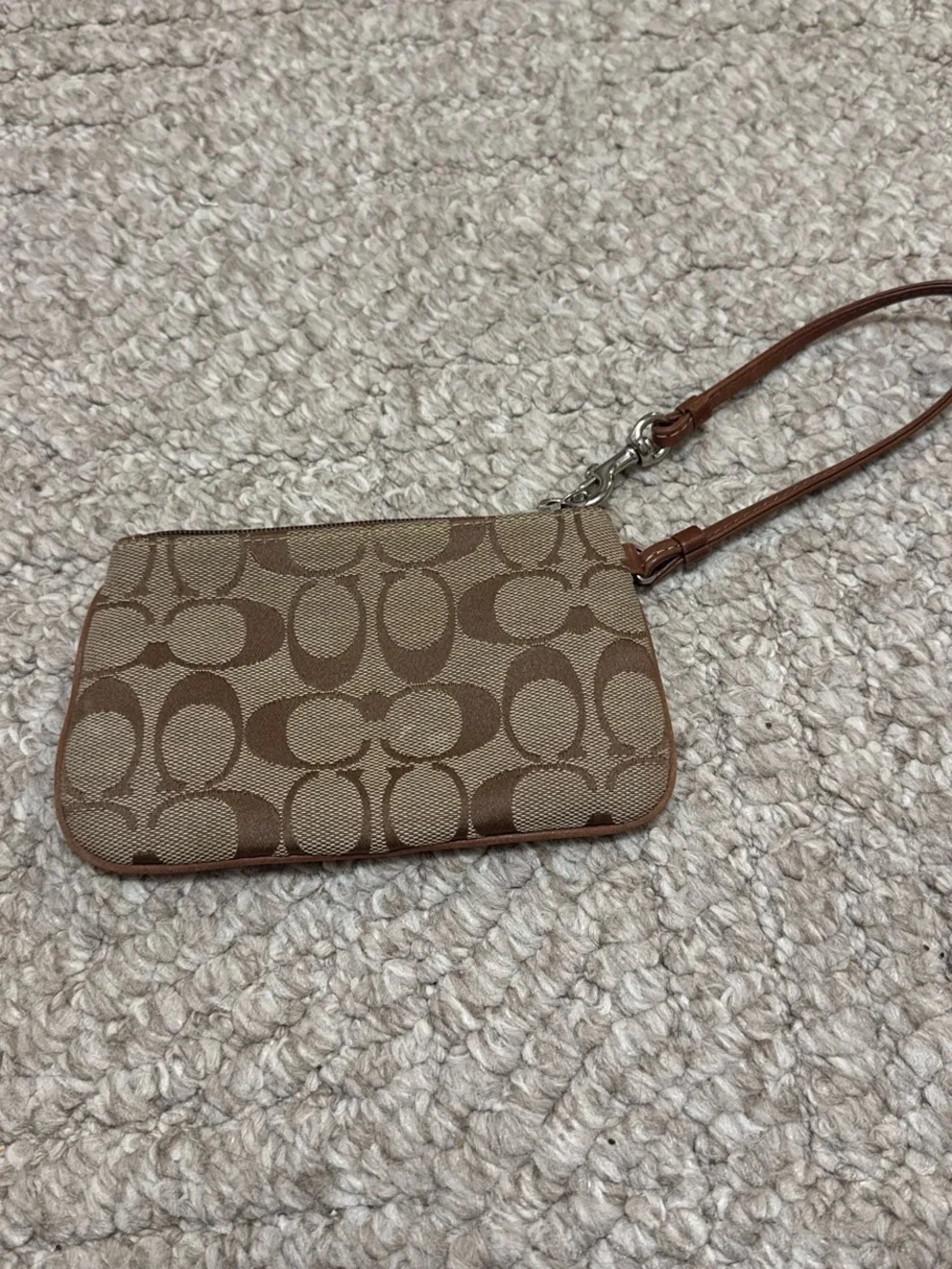 Coach Signature Canvas Wristlet Wallet Pouch Khaki Brown Zip Clutch EUC